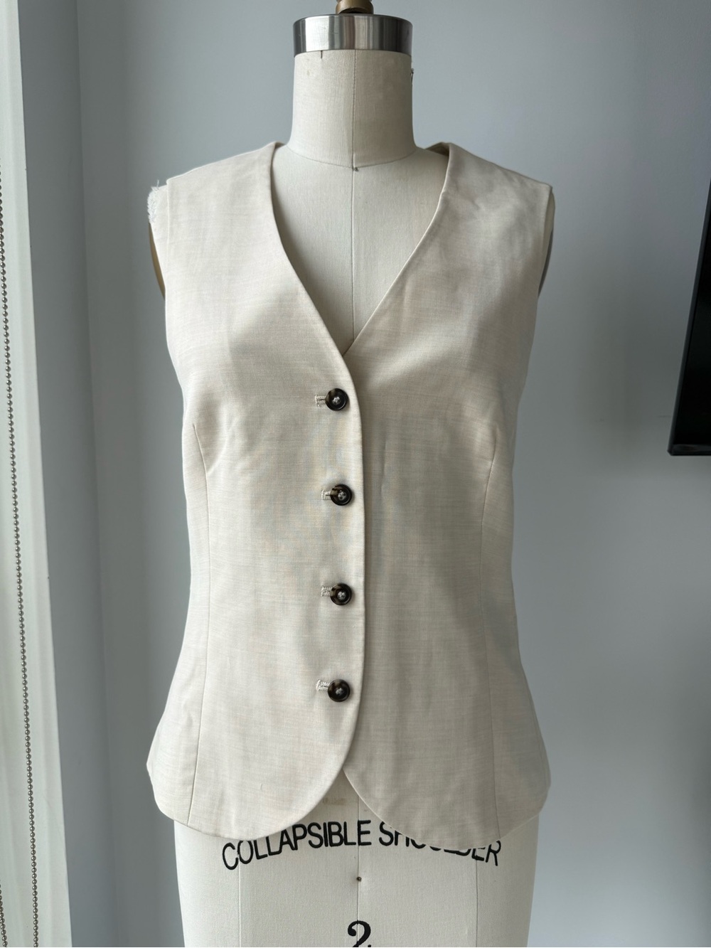 H&M Cream Button-Front Sleeveless Vest